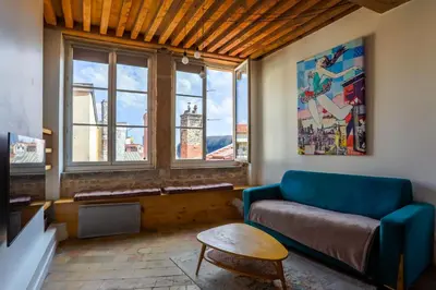 Coin salon dans l'établissement Lyon Premium - Nid de l'Opéra