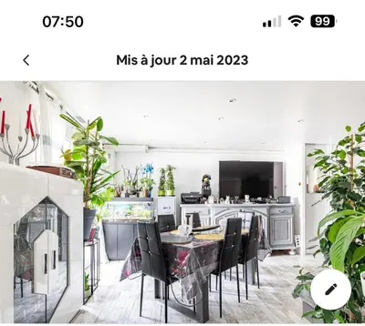 Télévision ou salle de divertissement dans l'établissement Chambre cosy