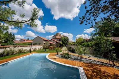Piscine de l'établissement Gite du chateau ou située à proximité