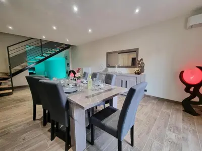 Coin salon dans l'établissement Gite du chateau