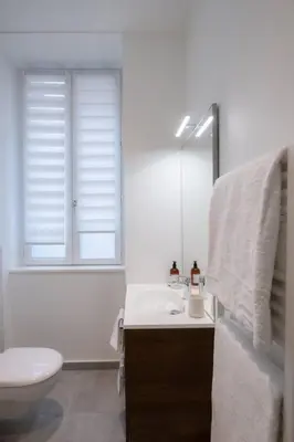 Salle de bains dans l'établissement Opéra 8 - Superbe studio refait à neuf proche place des Terreaux