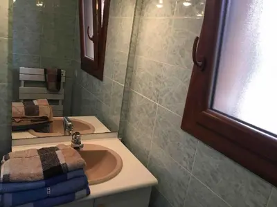 Salle de bains dans l'établissement Appartement 55m2 en beaujolais & ENEDIS à 15 min
