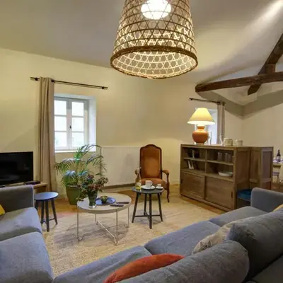 Gîte historique avec Wi-Fi et animaux acceptés à Sainte-Croix-en-Jarez - FR-1-496-275