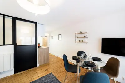 Cuisine ou kitchenette dans l'établissement All in Lyon | Élégant cocon Lyon 6ème