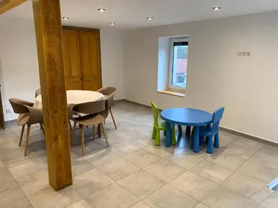 Coin salon dans l'établissement Gîte chez GAREL 15 personnes avec spa