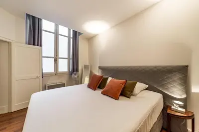 Un ou plusieurs lits dans un hébergement de l'établissement All in Lyon | Un havre de paix au cœur de Lyon
