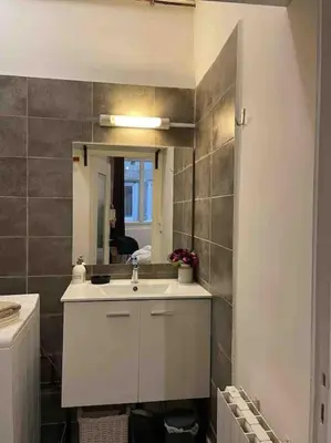 Salle de bains dans l'établissement LA GRANDE COTE