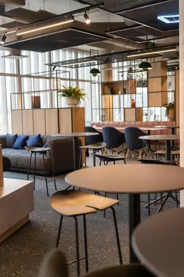 Coin salon dans l'établissement Ibis Bourgoin Jallieu Medipole