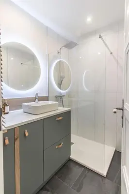 Salle de bains dans l'établissement T3 rénové 10min gare Part dieu - Quartier typique