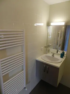 Salle de bains dans l'établissement Les Gites de la Calonne