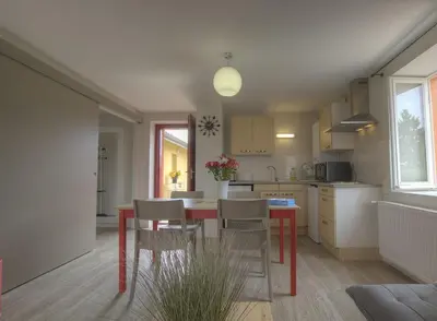 Cuisine ou kitchenette dans l'établissement Les Gites de la Calonne