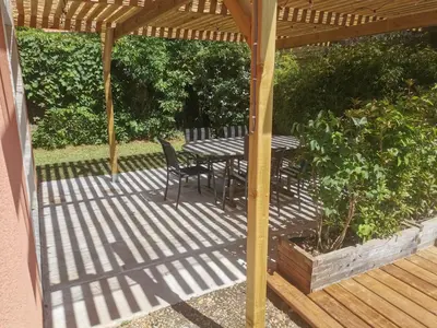 Jardin de l'établissement Villa 8 personnes à proximité des bords de Saône