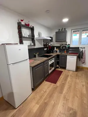 Cuisine ou kitchenette dans l'établissement Les Gîtes de la Bergerie - Boule de Neige