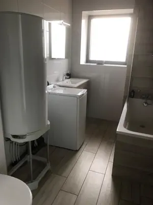 Salle de bains dans l'établissement Ancienne ferme rénovée