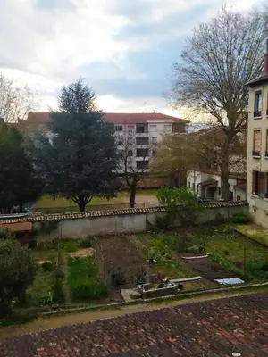 Plan de l'établissement Spacieux Appartement au Calme 15min sud de Lyon proche Métro et Gare Confluence Aquarium Gerland