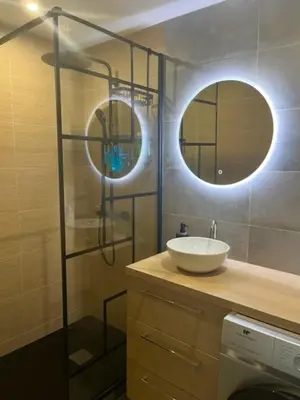 Salle de bains dans l'établissement Chambre privée dans un appartement partagé