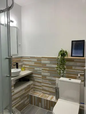 Salle de bains dans l'établissement Sleep In La Mulatière